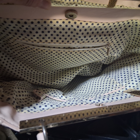 No Boundaries Light Pink Quilted Crossbody Bag - Picture 4 of 4